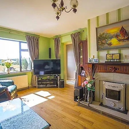 Bed & Breakfast Castle View House Ballylongford