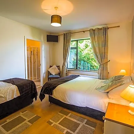 Castle View House Bed & Breakfast 3*