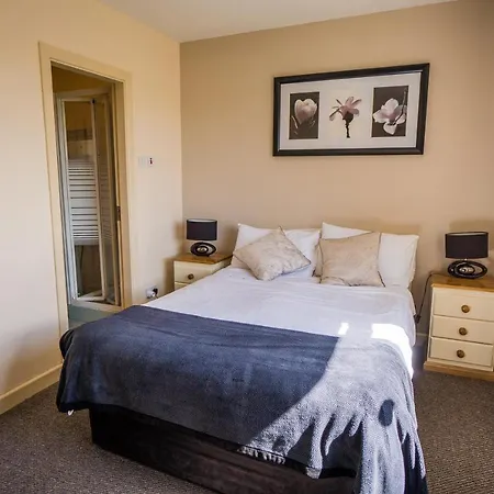 Castle View House 3*