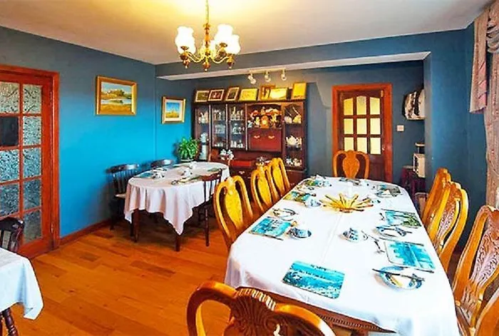 Bed & Breakfast Castle View House