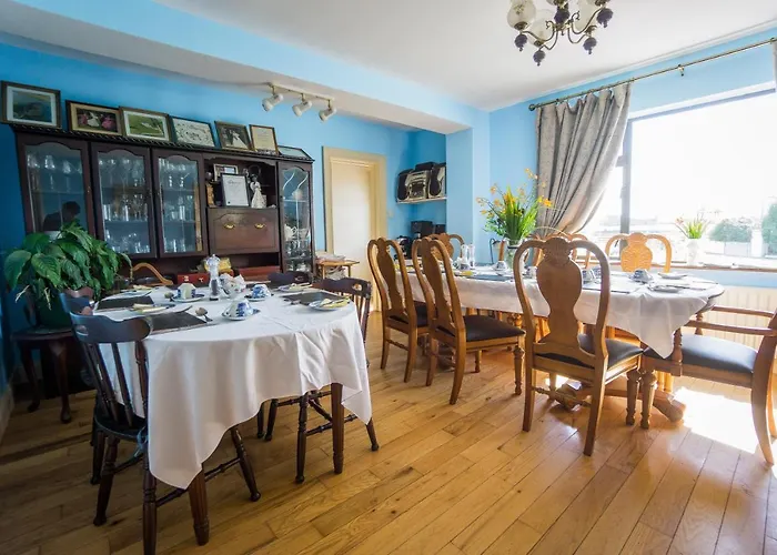 Bed & Breakfast Castle View House 3*